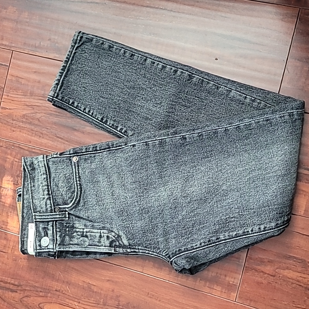 Wedgie Levi's